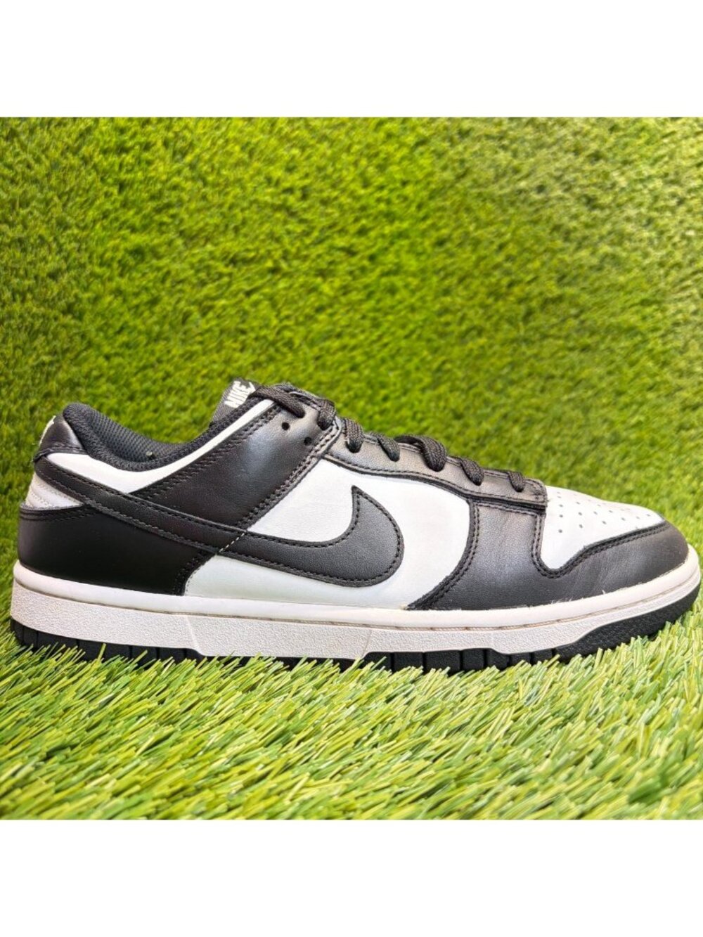 Nike Dunk Low Retro Womens Size 10 Black White Athletic Leather Shoes Sneakers